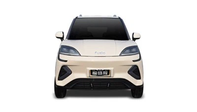 Veicolo a quattro ruote elettrico semichiuso